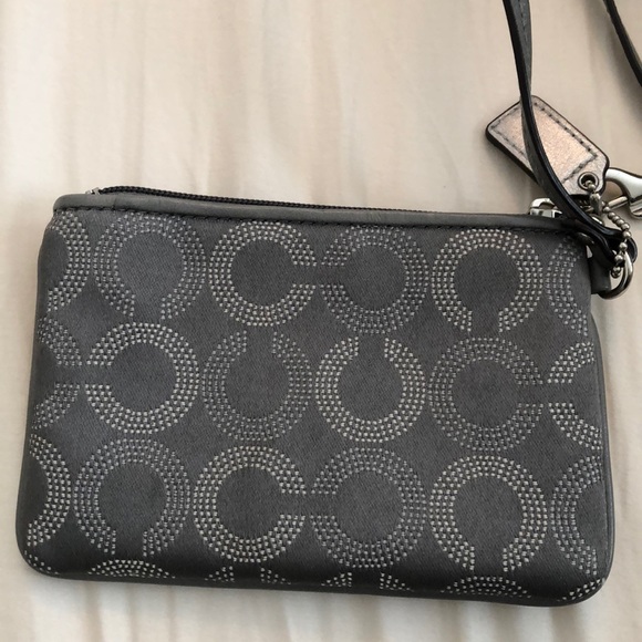 Coach Small Wallet Clutch Wristlet - Picture 2 of 3